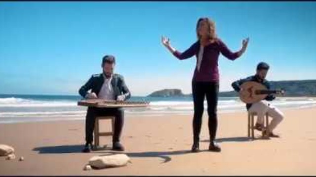 Sibel Üçal — Kurak Toprak Gibi